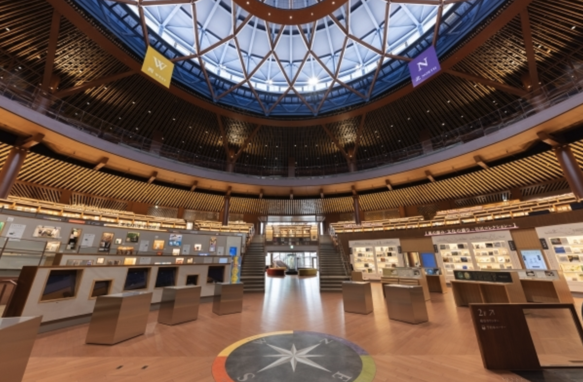 めくる×めぐる×謎解き図書館